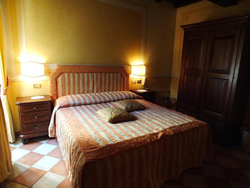 La Contrada Dei Monti Hotel Orta San Giulio Bagian luar foto