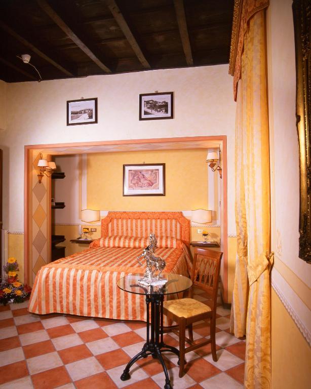 La Contrada Dei Monti Hotel Orta San Giulio Bagian luar foto